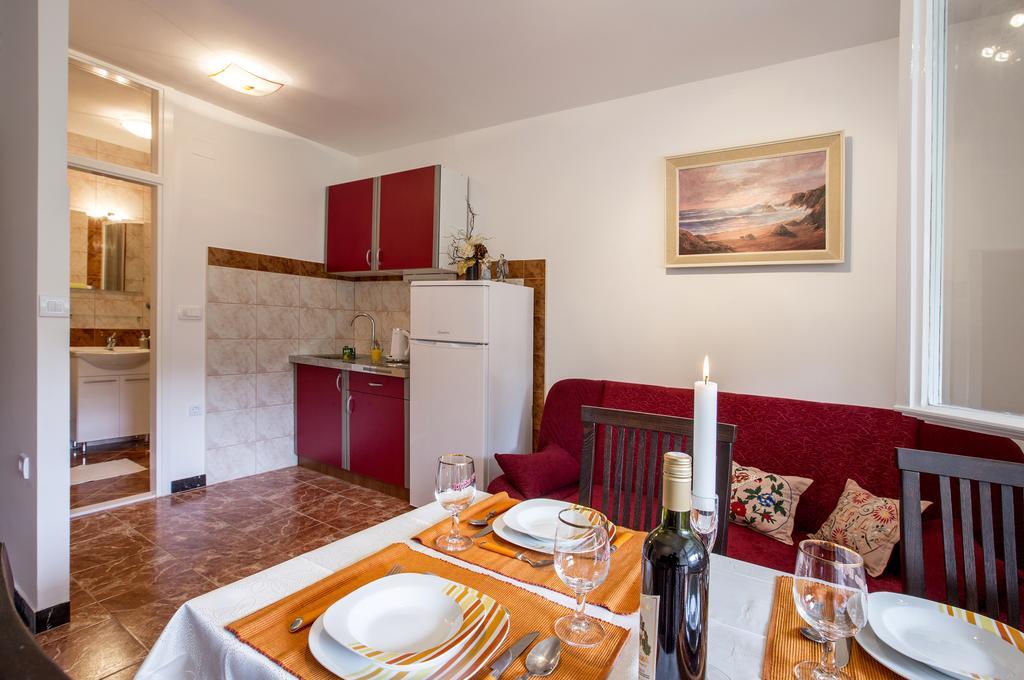 Dante Apartment سبليت المظهر الخارجي الصورة